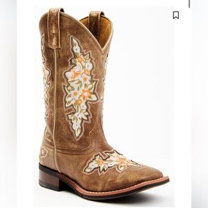 LAREDO WOMEN'S FLOWER INLAY WESTERN PERFORMANCE BOOTS - BROAD SQUARE TOE